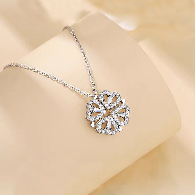 Collar Trébol de Corazones