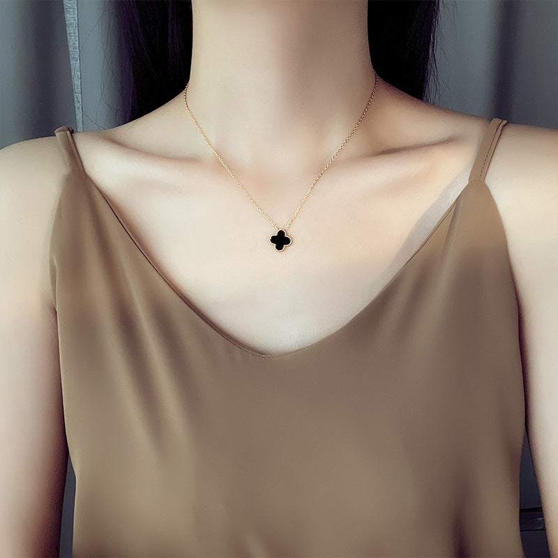 Collar Flor de Medianoche