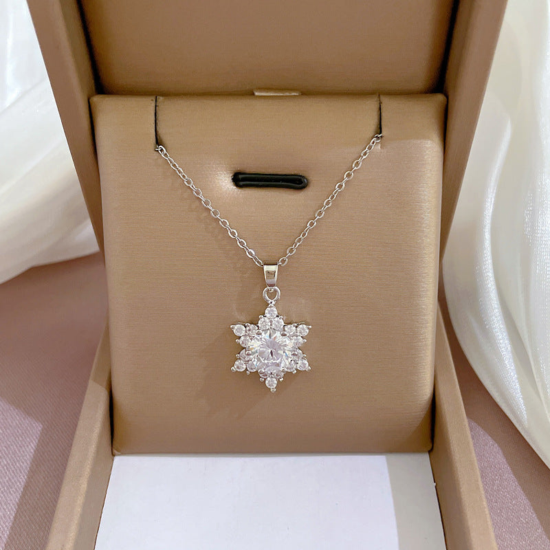 Collar Copo de Nieve