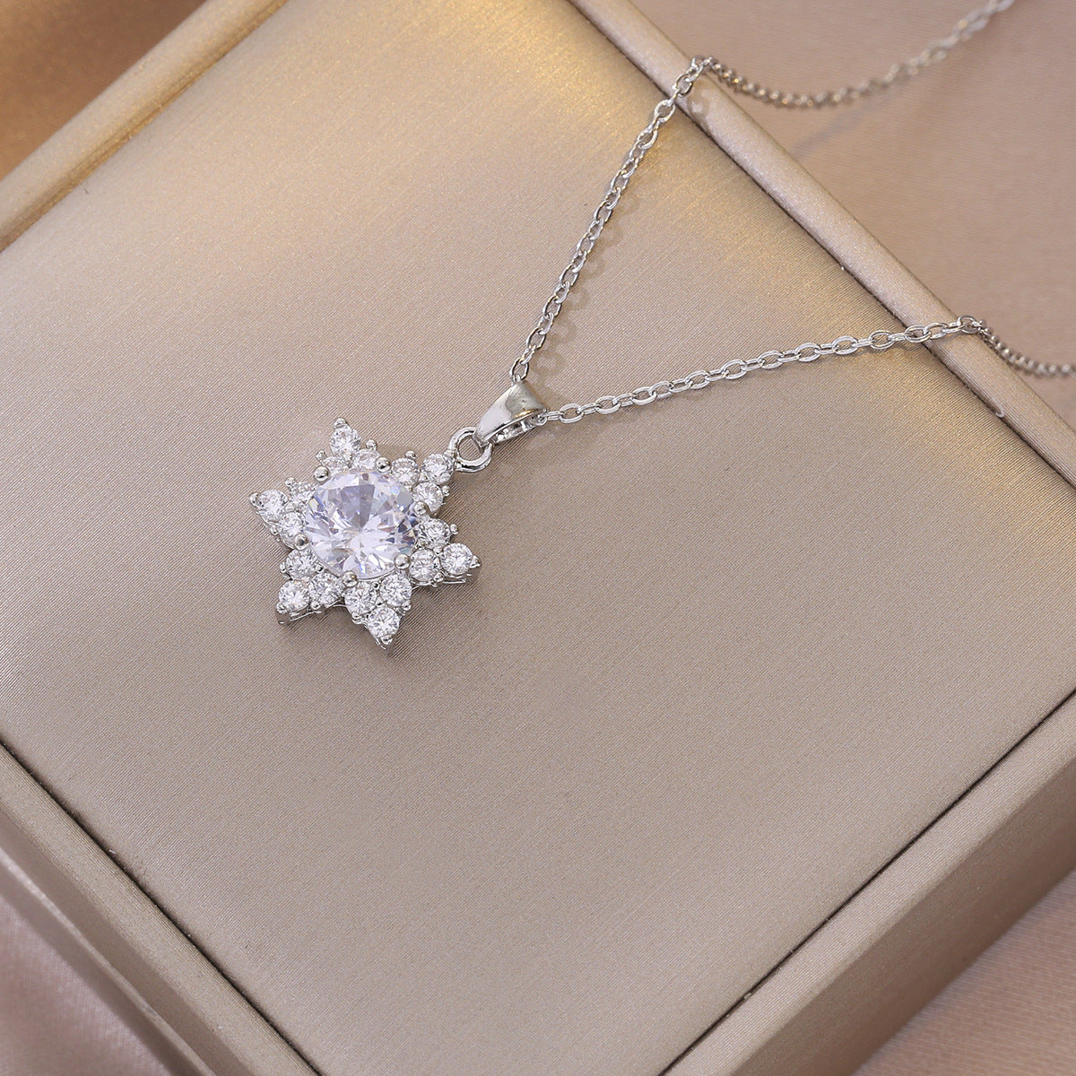 Collar Copo de Nieve