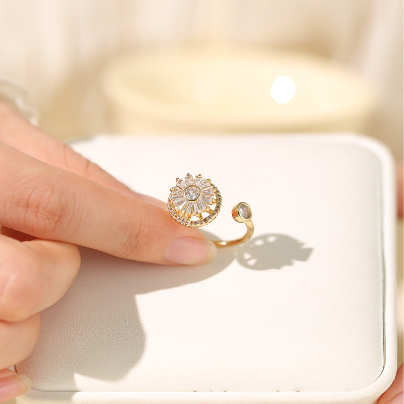 Anillo Flor de los Ciclos Giratoria