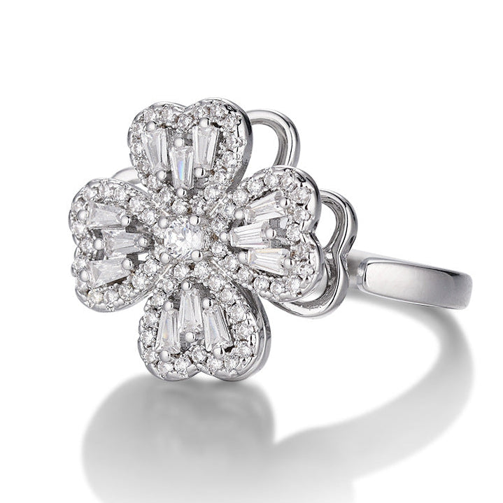 Anillo Trébol de la Fortuna Giratorio