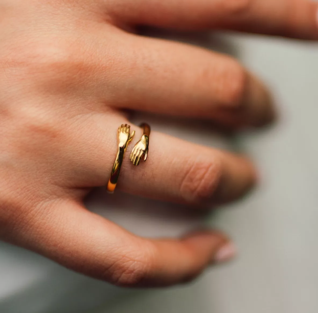 Anillo Abrazo Eterno