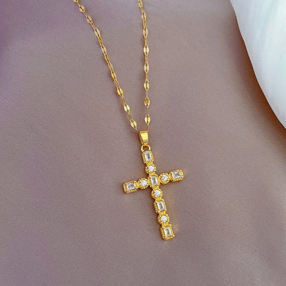 Collar Cruz Brillante