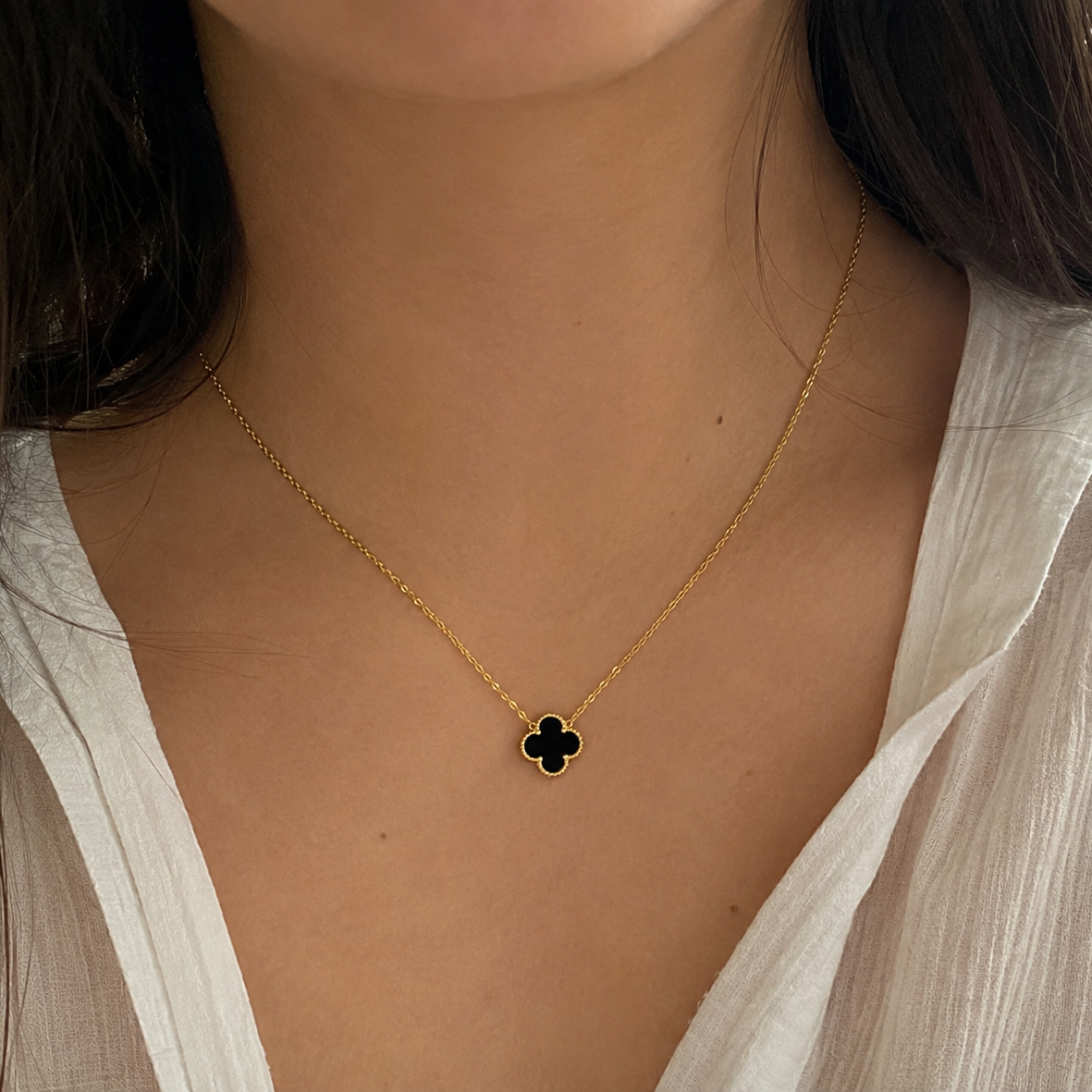 Collar Flor de Medianoche