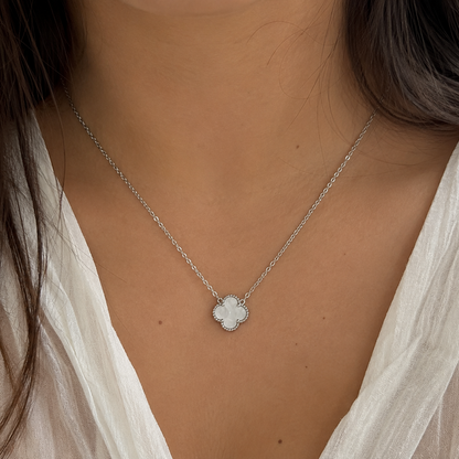 Collar Flor de Medianoche