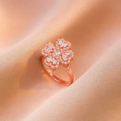 Anillo Trébol de la Fortuna Giratorio