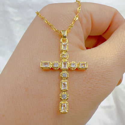 Collar Cruz Brillante