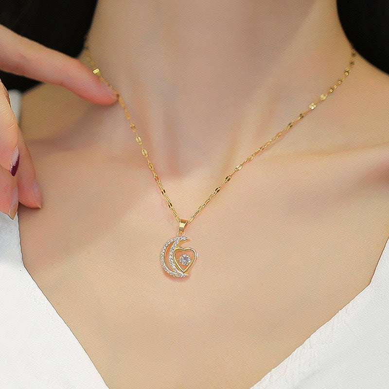 Collar Corazón Lunar