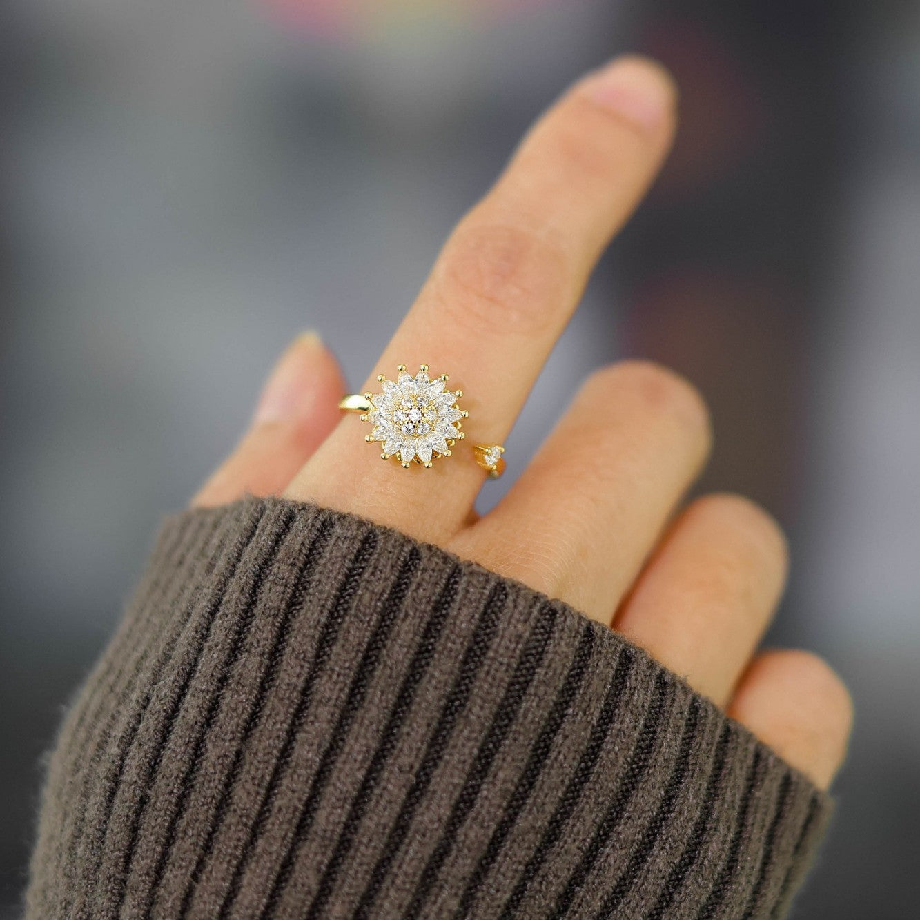 Anillo Margarita Giratoria